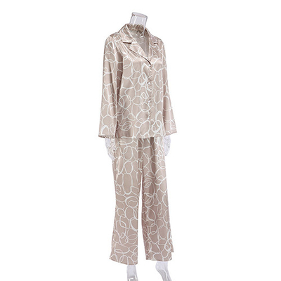 2022 Fashion Irregular Printed Long Sleeved Loose Pajama Set For Ladies
