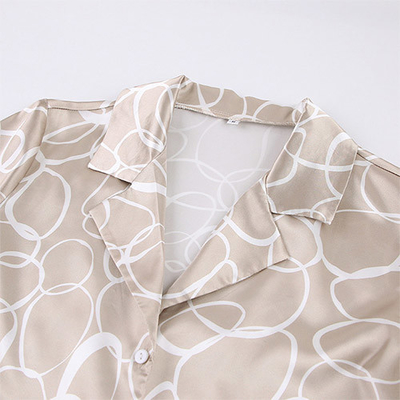 2022 Fashion Irregular Printed Long Sleeved Loose Pajama Set For Ladies