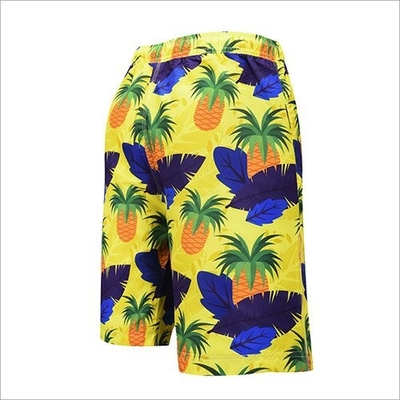 OEM maufactory  New Summer Beach Pants Men'S Loose Yellow Shorts Youth Thin Model